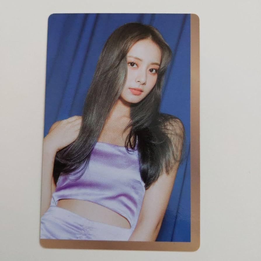 Amazon.co.jp: twice ツウィ 公式 特典トレカ feel special : おもちゃ